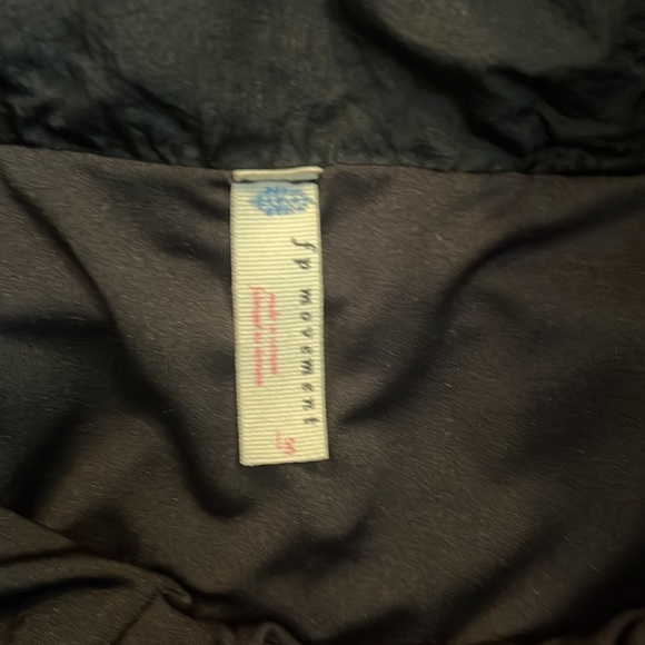 Free People Black Short L - Picture 5 of 5